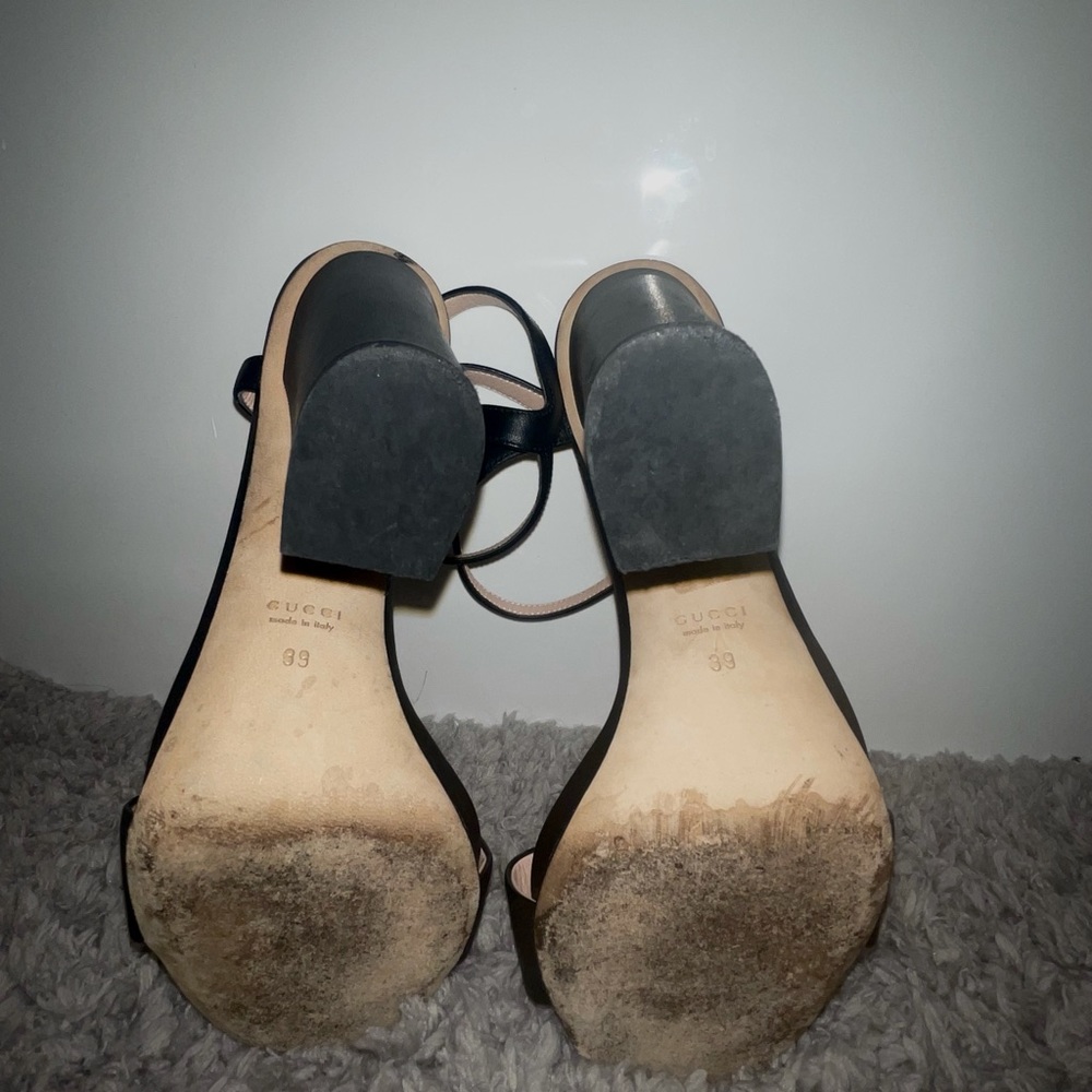 Gucci Sandals - Picture 2 of 3